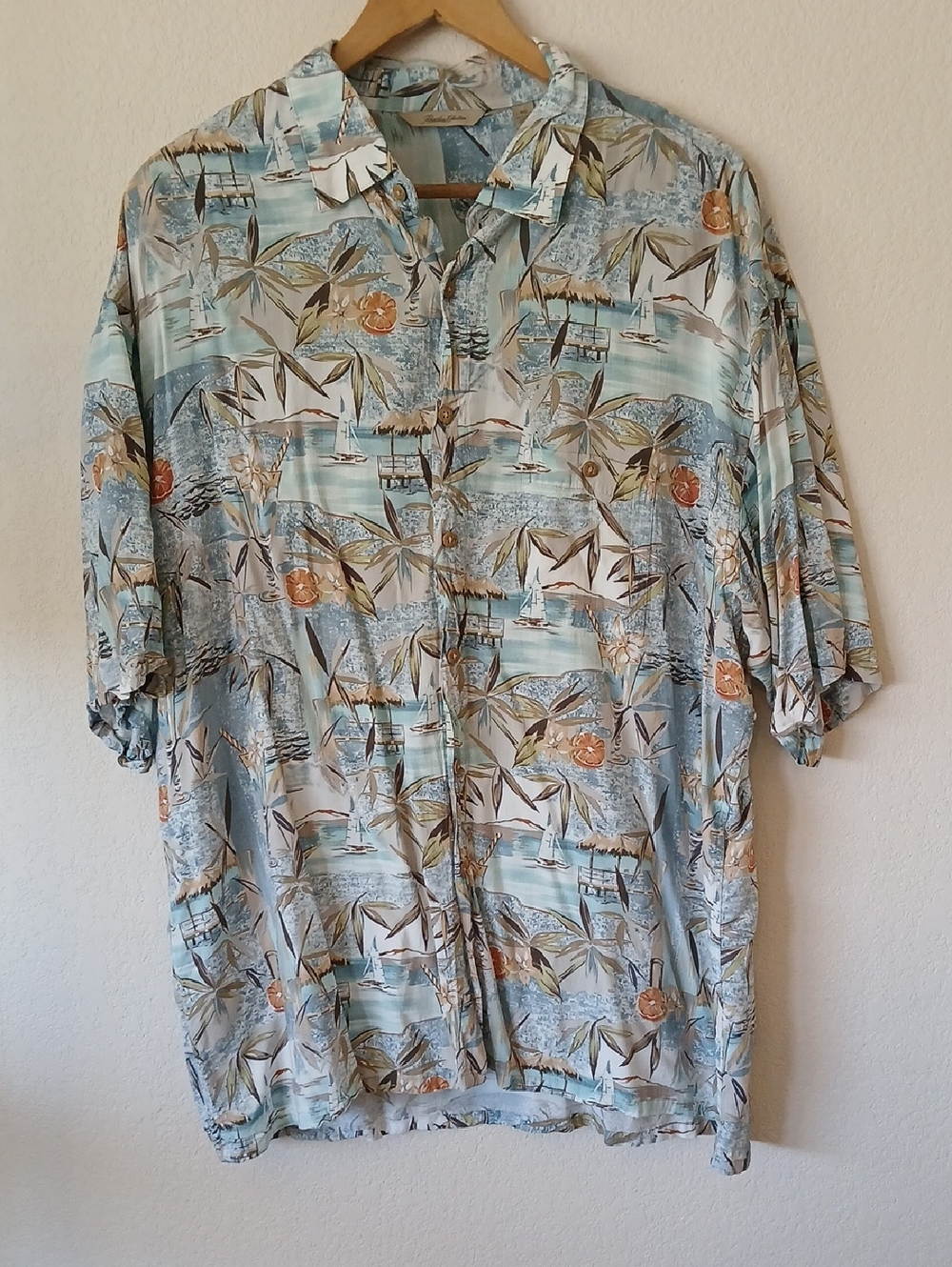 Paradise Collection Men's Hawaiian Button Up Shirt Sailboats And Oranges